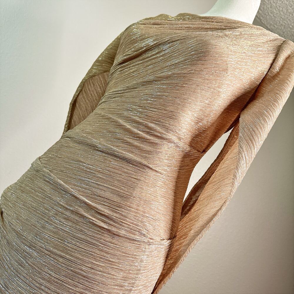 Betsy & Adam Cape Sleeve Gold + Silver Metallic Floor Length Gown women’s 4p - Picture 7 of 11